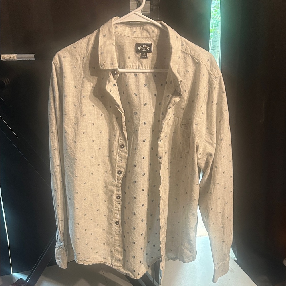 Billabong Men's Cream Shirt with Blue Dots